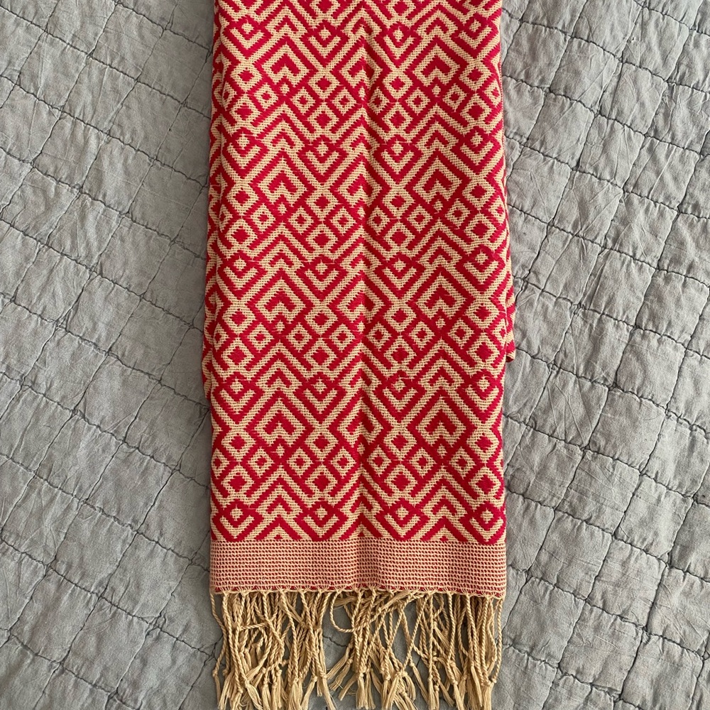H&M Red and Cream Geometric Woven Scarf with Fringe